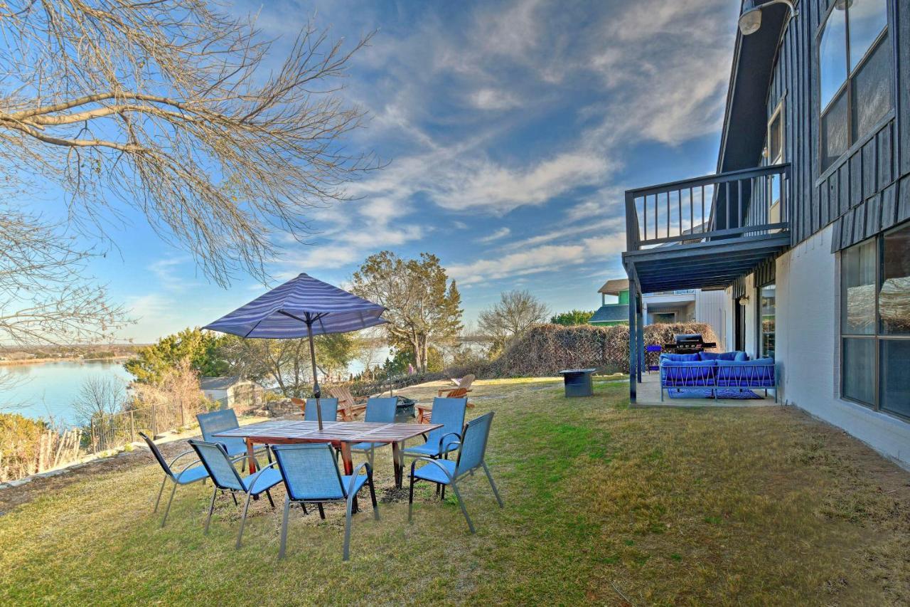 Chic Lakefront Granbury Getaway With Private Dock! Eksteriør billede