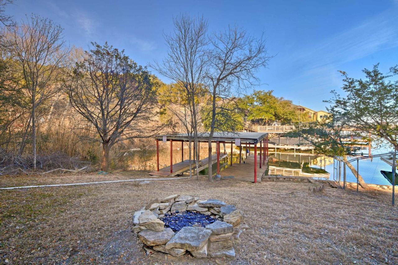 Chic Lakefront Granbury Getaway With Private Dock! Eksteriør billede